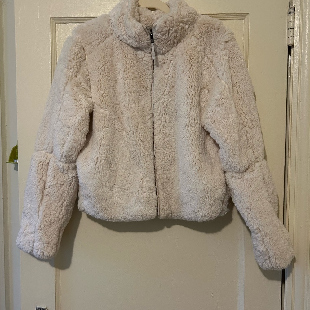 Patagonia Women's Cream Faux Fur Jacket
